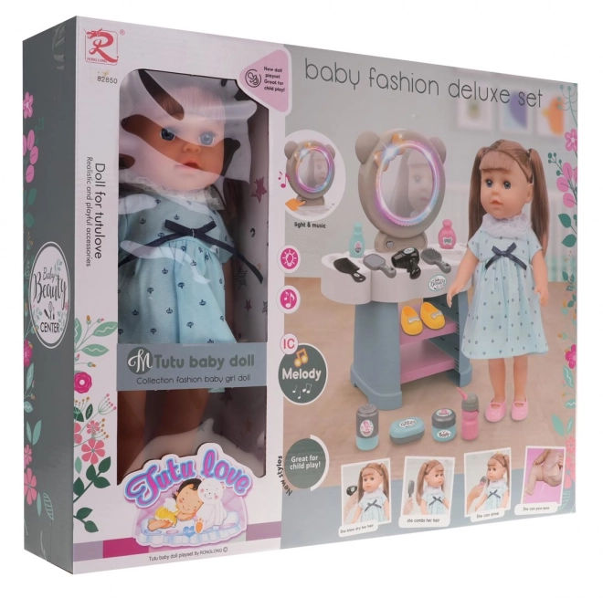 Păpușa Kinga cu toaletă și accesorii