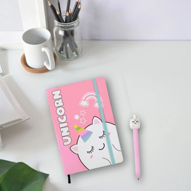 Caiet A5 cu unicorn în copertă tare