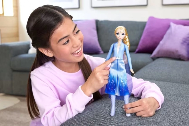 Păpușa Cântătoare Elsa Frozen