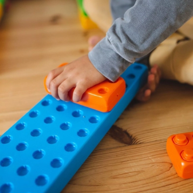 Platformă educativă cu cărămizi Junior 28 piese