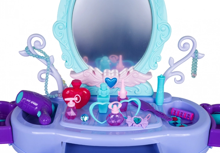 Oglindă iluminată pentru o atmosferă magică