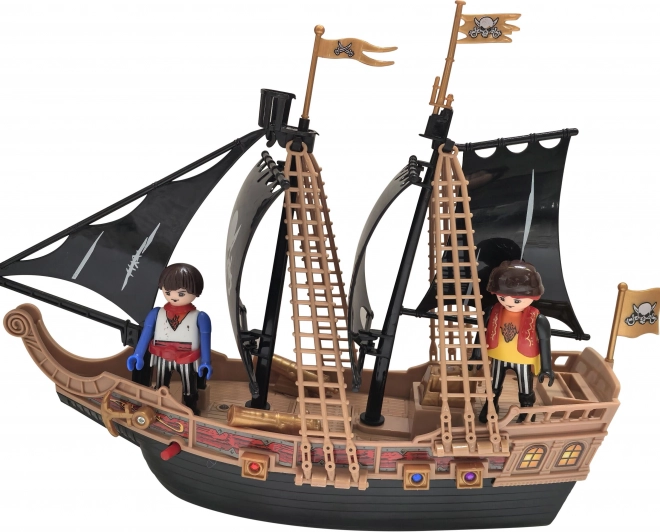 Navă pirat cu figurine și efecte luminoase și sonore 30 cm