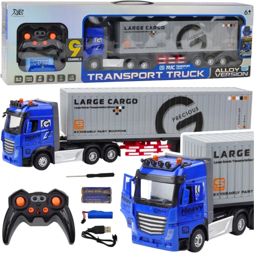 Camion de transport cu container, controlat de la distanță