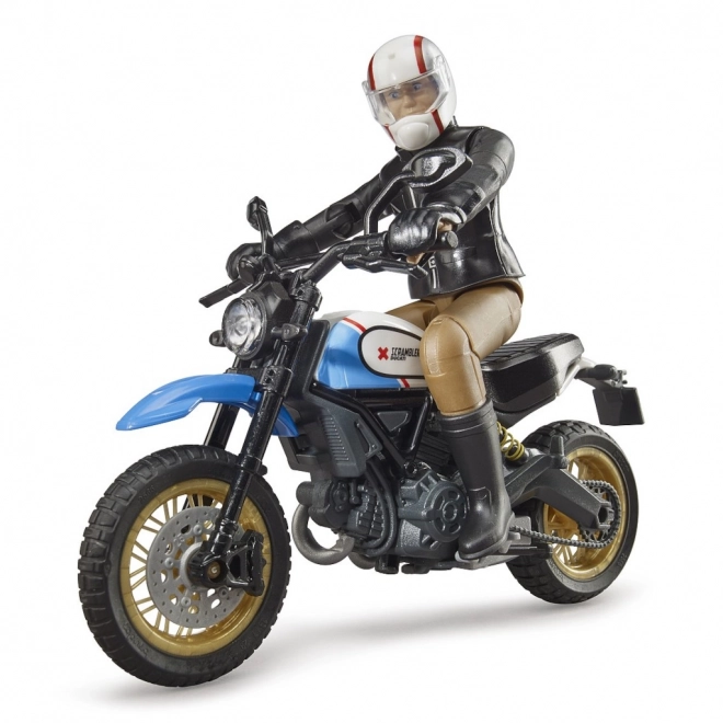 Motocicletă Scrambler Ducati Cafe Racer cu figurina de pilot