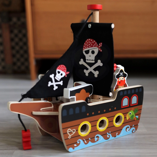 Corabie pirat din lemn cu figurine Tooky Toy