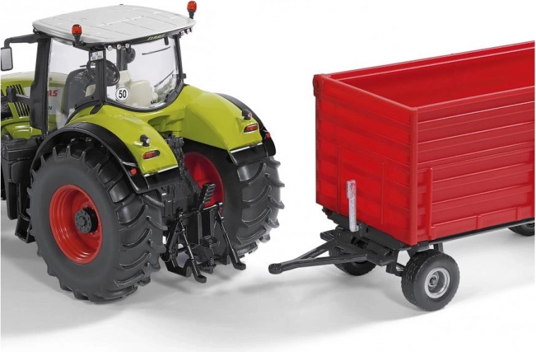 Compatibil cu tractoare 1:32 și posibilitate de convoi