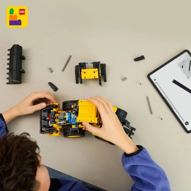 Încărcător pe roți Volvo L120 Electric LEGO Technic