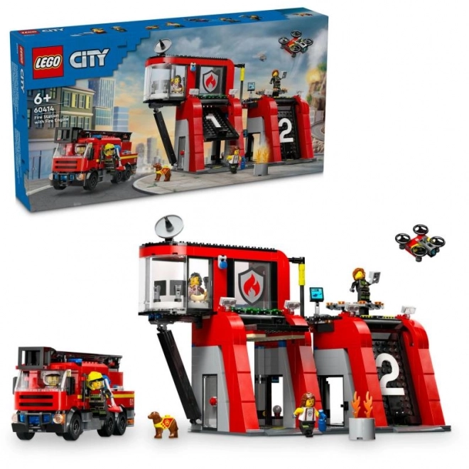 Remiza de pompieri cu camion de pompieri LEGO City