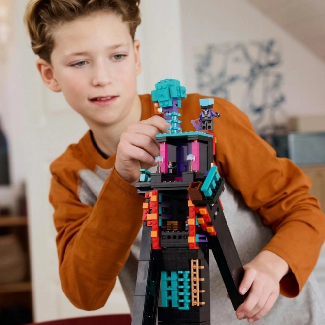 Set LEGO Minecraft Baza Plenitorilor și Distrugător
