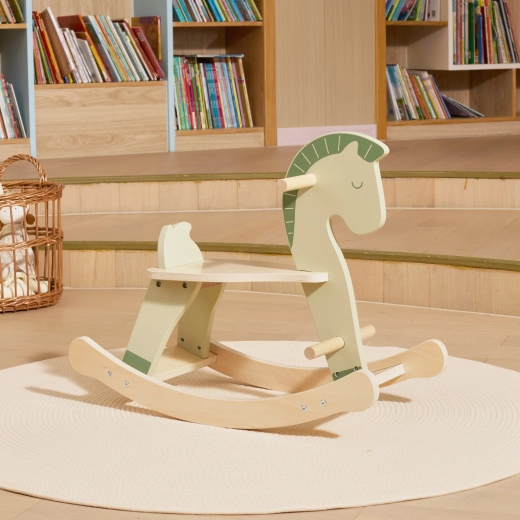 Construcție din lemn stabilă pentru legănare în siguranță