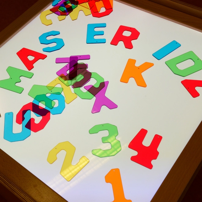 Masterkidz LED panou senzorimotorică cutie cu accesorii