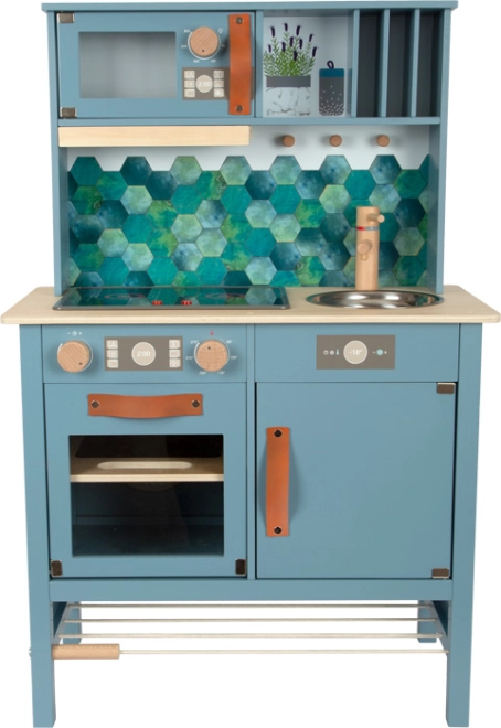 Design modern cu detalii realiste