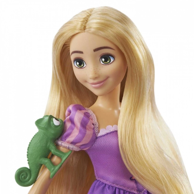 Prințesa Disney Rapunzel și Maximus