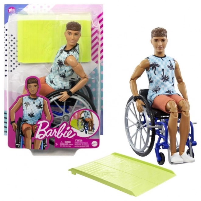 Barbie model Ken pe scaun cu rotile, în top albastru cu carouri