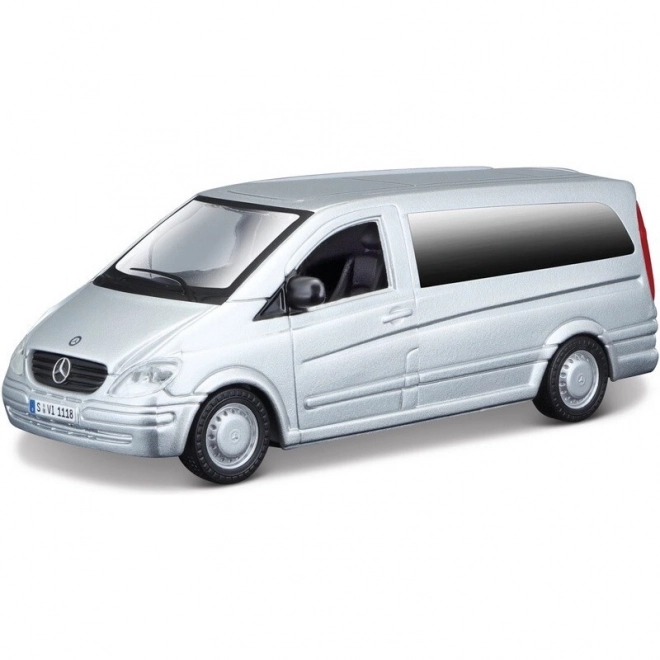 Model Mercedes-Benz VITO argintiu Bburago 1:32