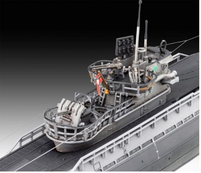 Model submarin german tip IX C/40 scara 1/144