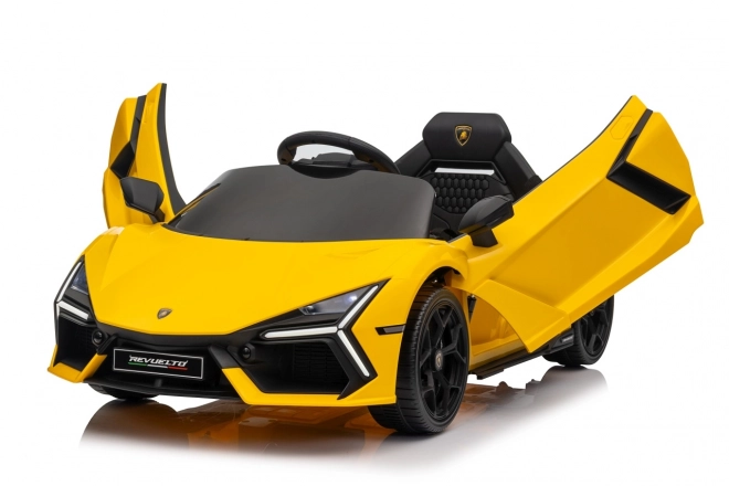 Auto Lamborghini Revuelto Galben
