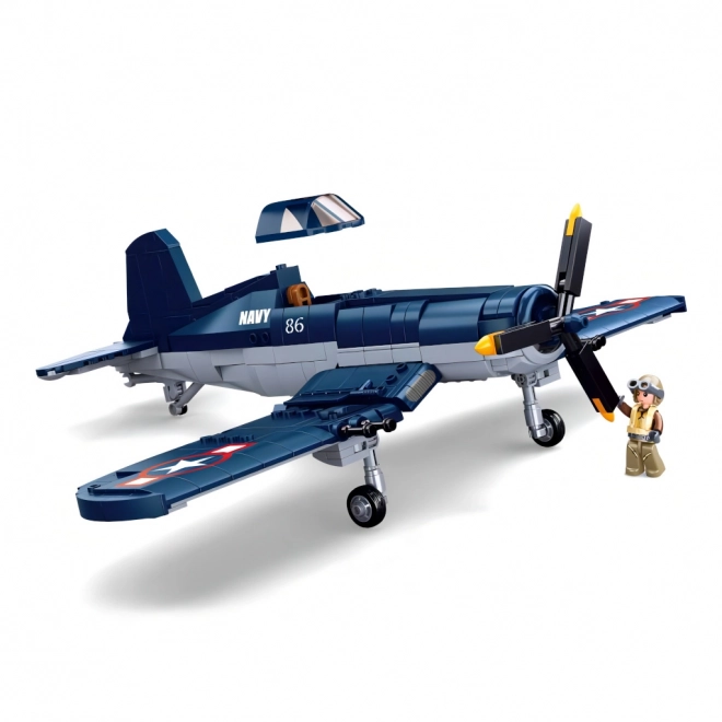 Avion de luptă F4U Corsair din Al Doilea Război Mondial de la Sluban