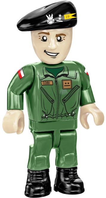 Două minifigurine și steaguri