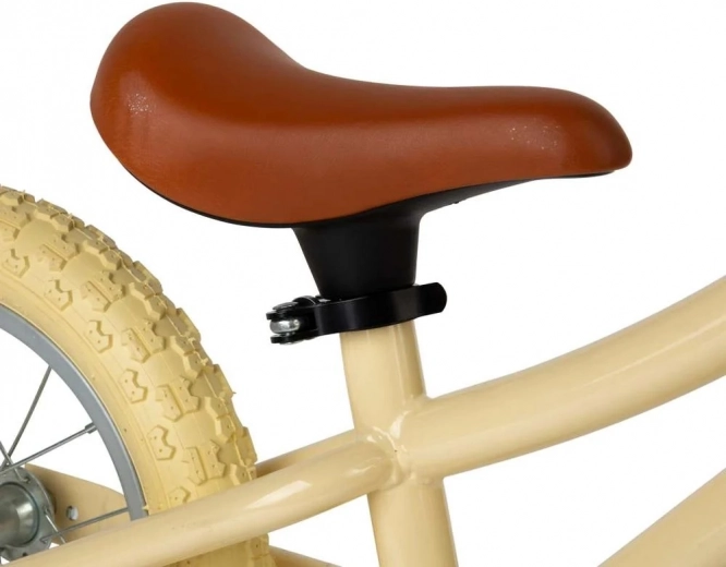 Confort la mers datorită șeii reglabile și mânerelor din cauciuc