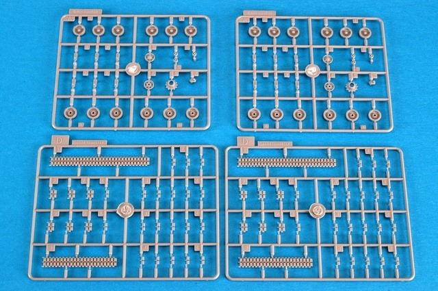 Model din plastic a tunului autopropulsat British AS-90