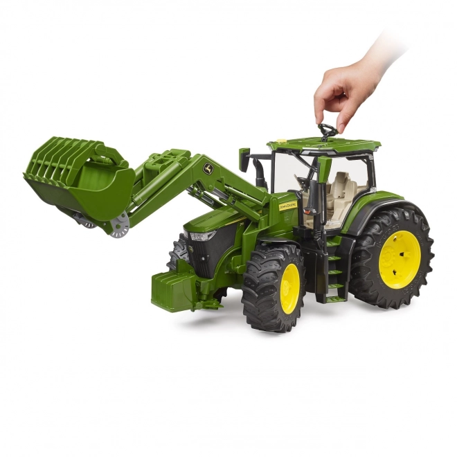 Tractor Bruder John Deere 7R 350 cu încărcător frontal