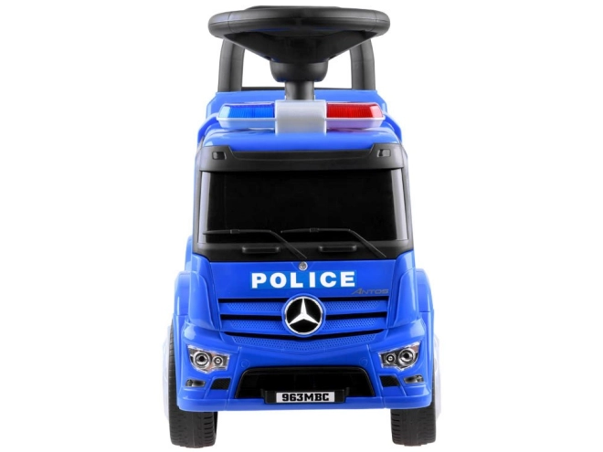 Detalii realiste Mercedes