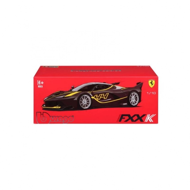 Model metalic Ferrari FXX K din seria Signature de la Bburago la scara 1:18