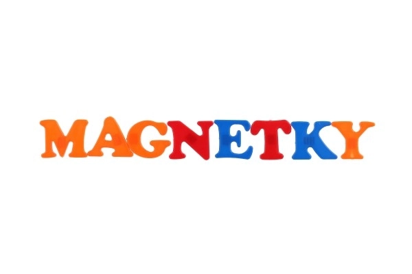 Litere magnetice colorate pentru copii