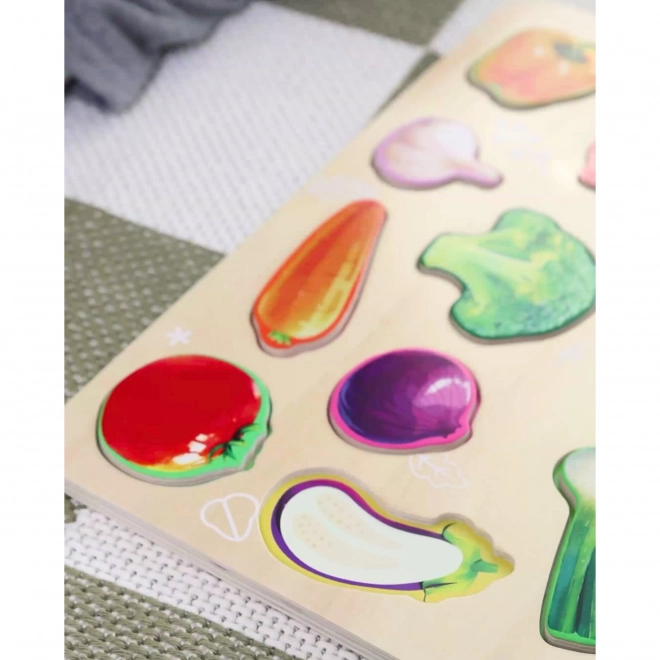 Puzzle din lemn Montessori legume