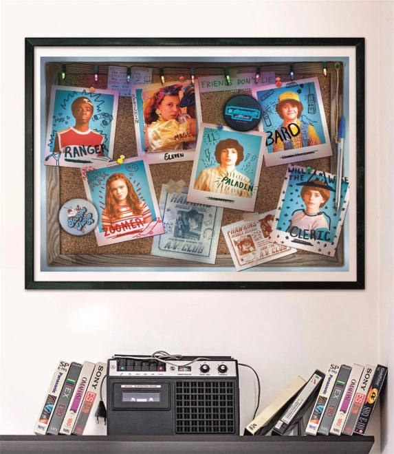Puzzle 1000 piese Compact Stranger Things