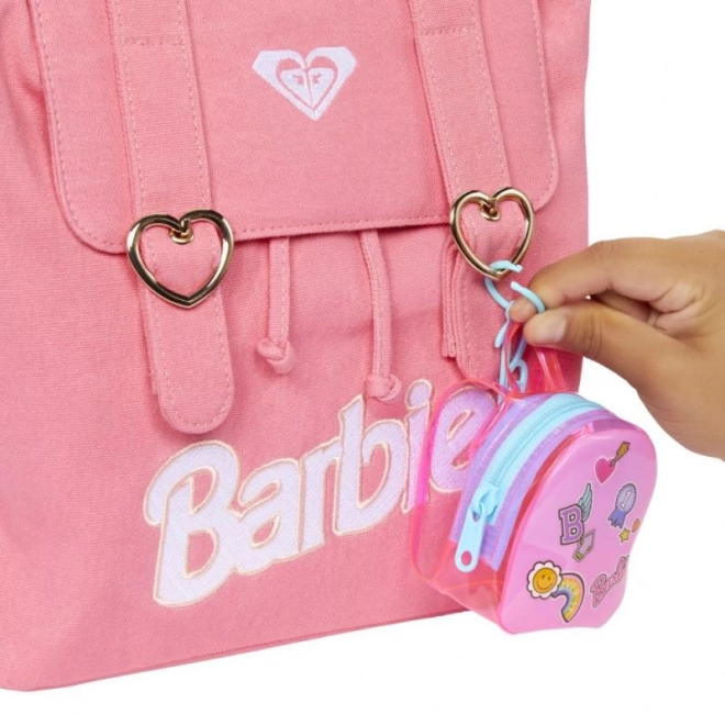 Geantă cu accesorii și ținută pentru Barbie