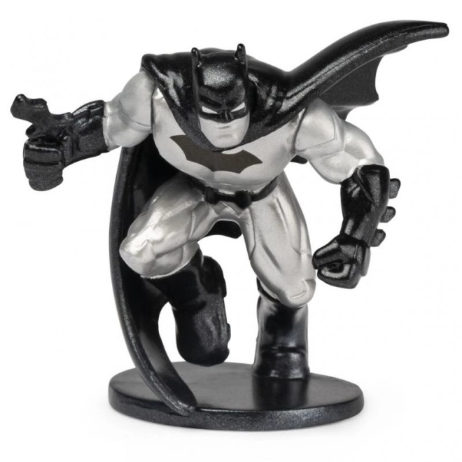 Figurine Batman în butoi misterios