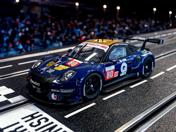 Perii de contact duble și accesorii incluse