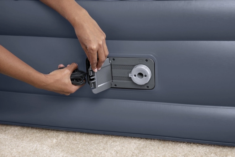 Pompa electrică integrată