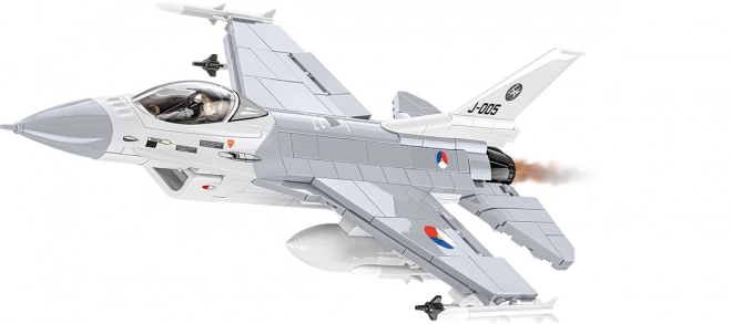 Set Avion F-16 Fighting Falcon din 425 Cărămizi