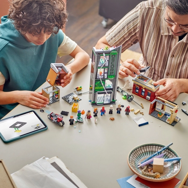 Set LEGO Marvel Spider-Man și Oscorp