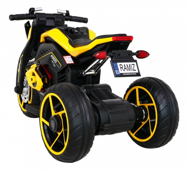 Viitoarea motocicletă pentru copii pe baterii galbenă + Panou audio + Pornire lină + Roți EVA