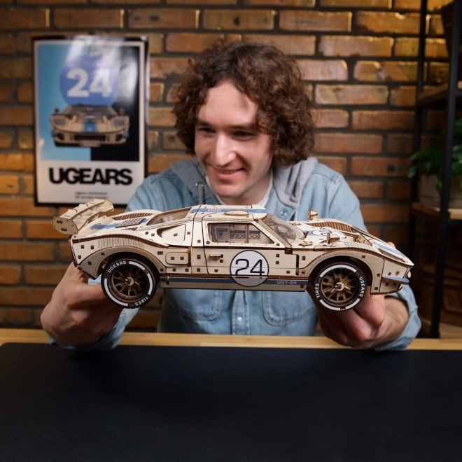 Puzzle mecanic 3D din lemn Ugears Endurance Racer