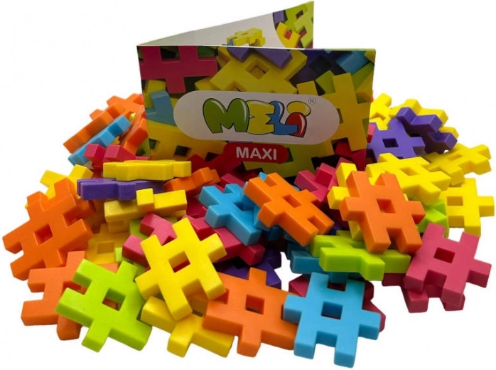 Piese mari pentru mânuțe mici