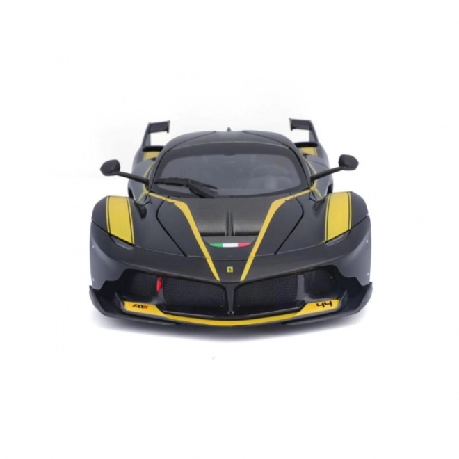 Model metalic Ferrari FXX K din seria Signature de la Bburago la scara 1:18