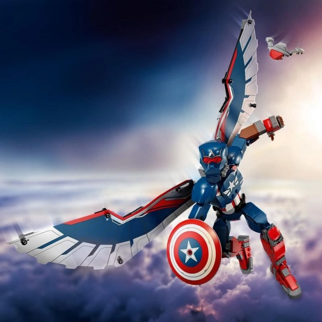 Figurina LEGO Marvel Captain America cu Falcon