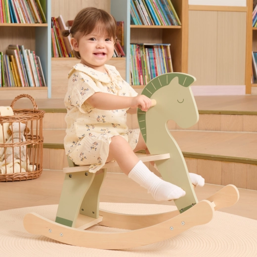 Susține echilibrul și încrederea în sine de la 12 luni