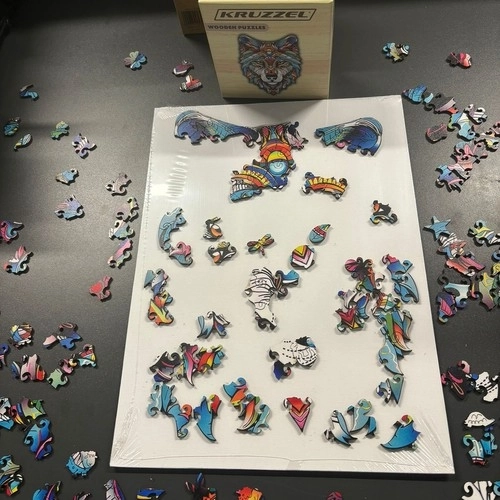 Puzzle din lemn cu motiv de lup