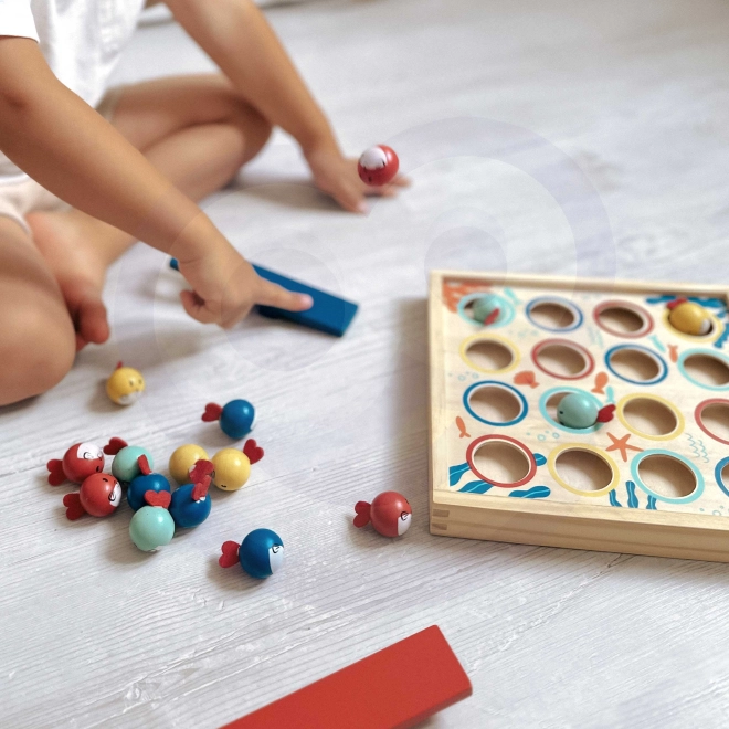 Masa de joc din lemn cu pești zburători Tooky Toy