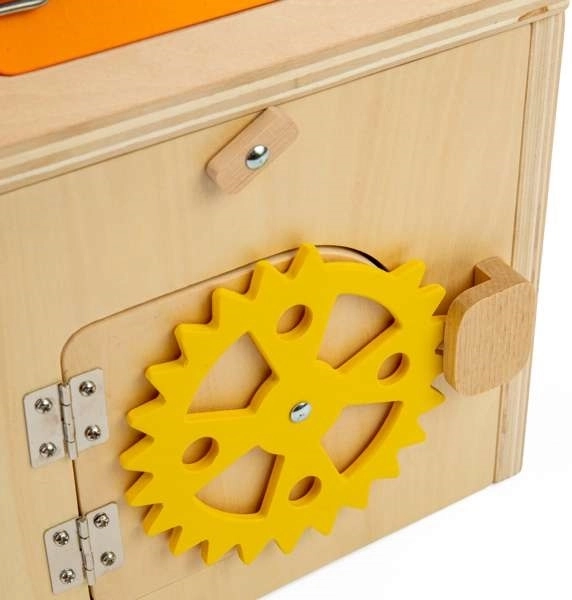 Placă de activități Bigjigs Toys - Căsuță pentru copii