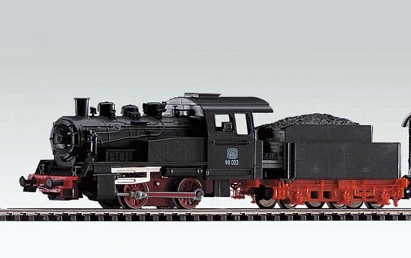 locomotiva cu aburi br 98 cu tender db era iii