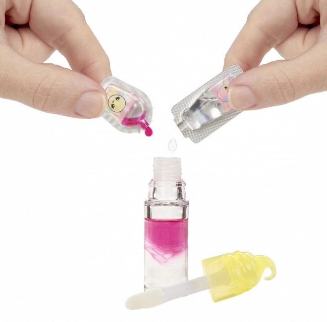 Yummiland lip gloss seria 2 cu aromă de vată pe băț