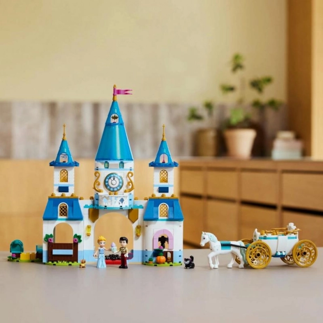 Castelul și trăsura Cenușăresei LEGO Disney