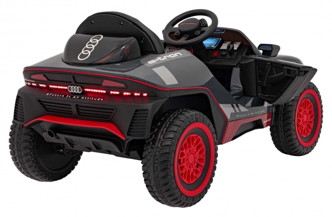 Audi RSQ E-TRON vehicul Gri